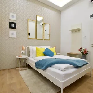https://st-king-11-apartments.inbudapesthotels.com