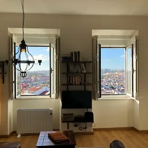 https://the-hilltop-nest.hotels-lisbon-portugal.com