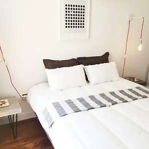 https://apt-lumineux-terrasse-principe-real.hotels-lisbon-portugal.com